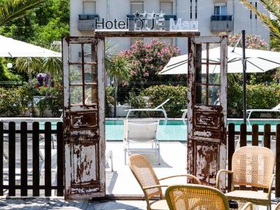 hotelduemari en special-offer-beach-holidays-in-august-in-4-star-hotel-with-pool-and-garden 009