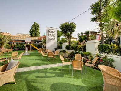 hotelduemari fr special-web-marketing-festival-avec-reveil-vue-mer-a-l-hotel-a-rimini 012