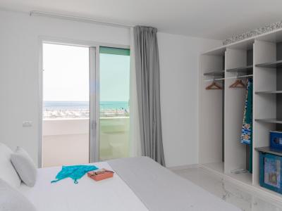 hotelduemari en offer-for-the-first-half-of-july-in-a-4-star-hotel-in-rimini-with-pool 012