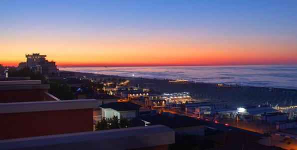 hotelduemari it camere-e-suite-nuove-vista-mare-in-hotel-4-stelle-a-rimini 004