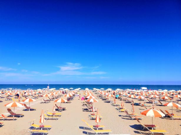hotelduemari it buono-omaggio-per-vacanza-a-rimini-sul-mare-in-hotel-vista-mare-4-stelle 029