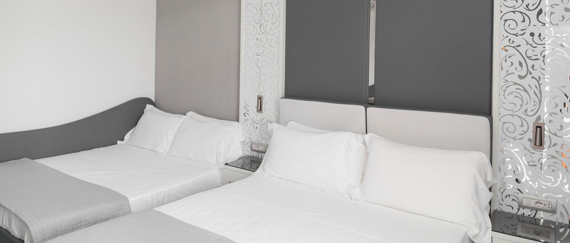 hotelduemari en superior-rooms-miramare 037
