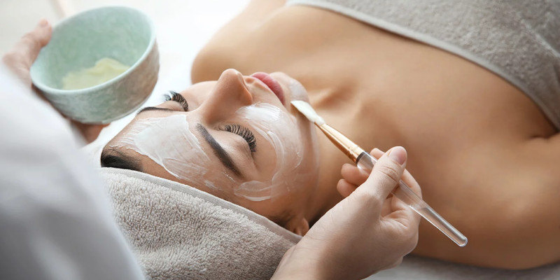 Pulizia Viso con spazzola ad ultrasuoni
